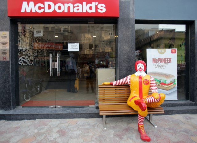 Zakasnili sa vegetarijanskim hamburgerima: Podbacio profit Mekdonaldsa