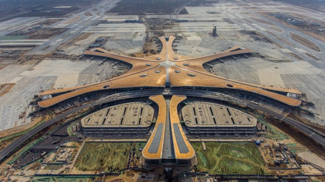 Sa novog aerodroma u Pekingu krenuli prvi međunarodni letovi