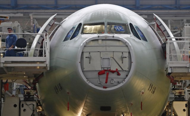 Kanadska kompanija prodaje fabrike za proizvodnju aviona