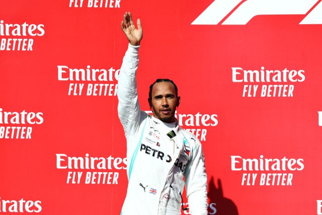 Hamilton: Èast je biti meðu velikanima Formule 1