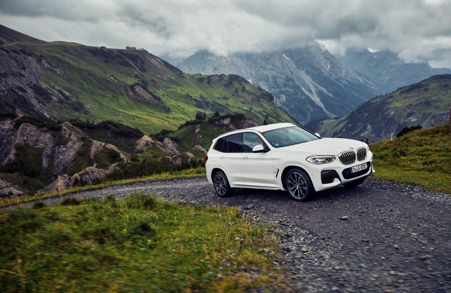 BMW nastavlja sa elektrifikacijom – stigao novi plug-in hibrid FOTO