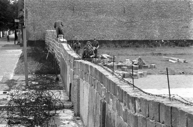 Pad Berlinskog zida 30 godina kasnije - novi bedemi i podele