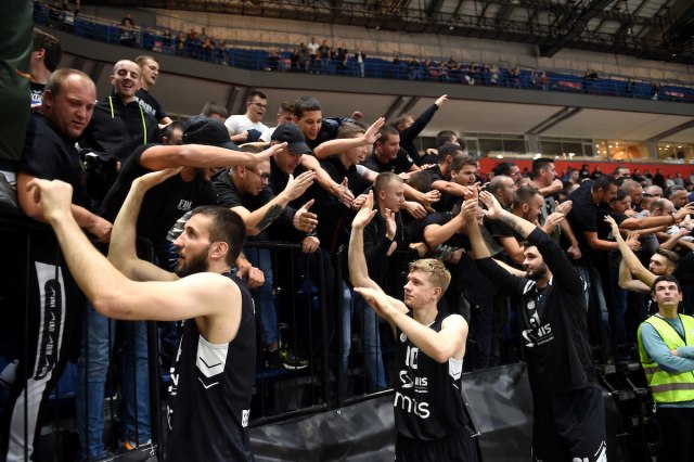 "Ono što se desilo posle utakmice je najbolja refleksija onoga što je Partizan" VIDEO