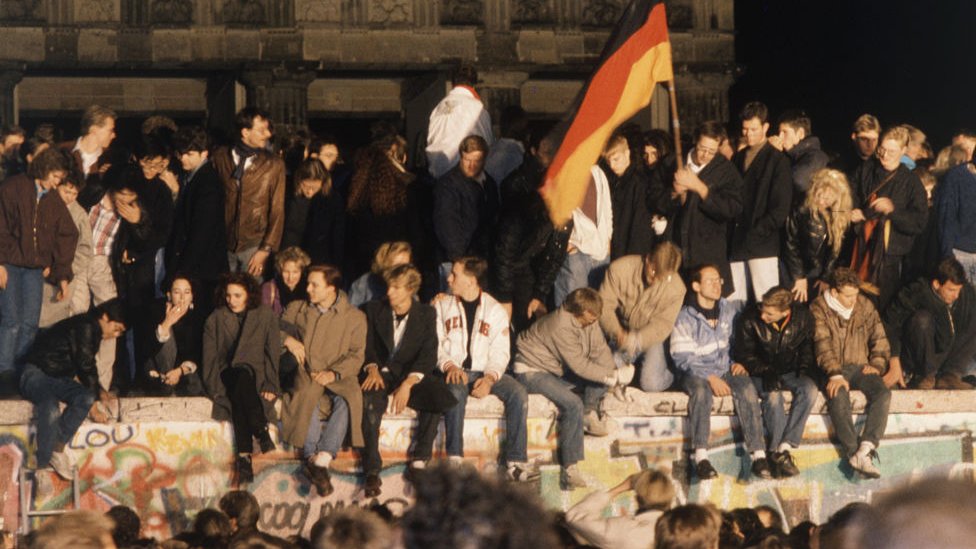 Pad Berlinskog zida: Kako je 1989. godina preoblikovala savremeni svet