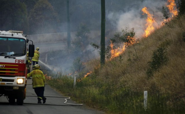 Tri žrtve požara u Australiji, dim stigao do Novog Zelanda VIDEO/FOTO