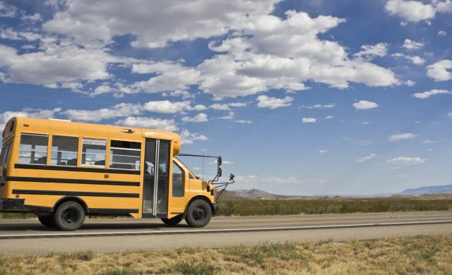 Putovanje u školskom autobusu: Penzionerka odlučila da dobro iskoristi slobodno vreme