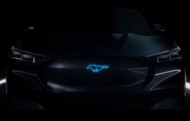 Zvanièno: Elektrièni krosover Mustang se zove Mach-E