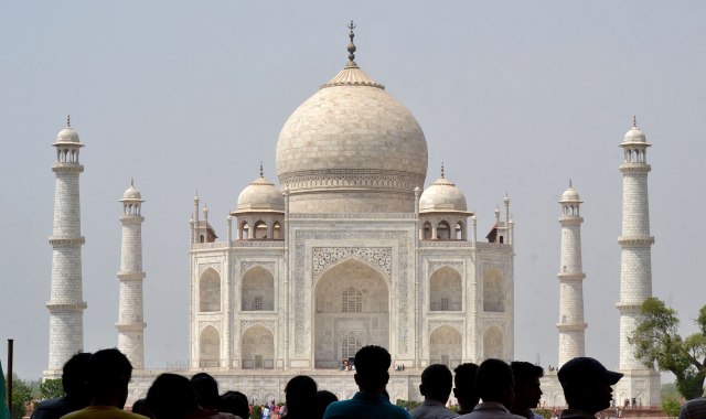 Noæenje od 8.000 dolara: Indijski maharadža izdaje palatu