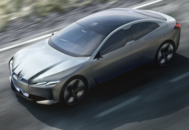 BMW-ov odgovor na Teslu Model 3 će imati 530 KS