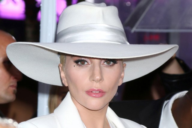Ledi Gaga zablistala na venčanju: 