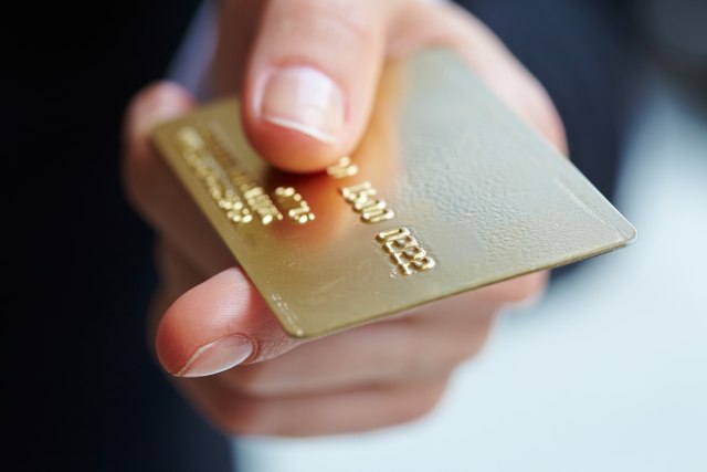 Najskuplja kreditna kartica na svetu: Napravljena od zlata, kupovina bez limita