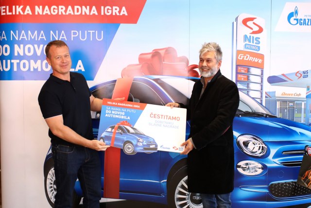 Dobitnici prvog kola nagradne igre "Sa nama na putu do novog automobila" kompanije NIS