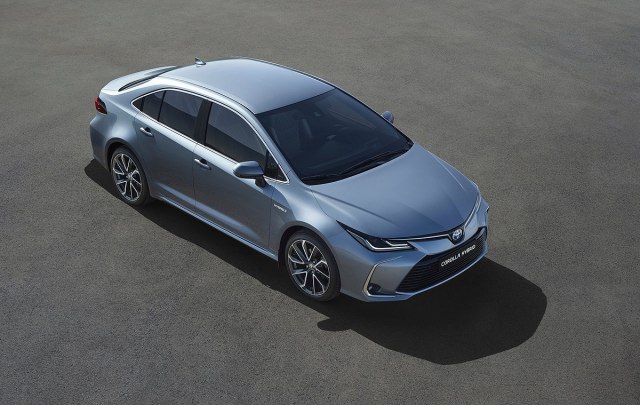 Toyota Corolla Sedan (Foto: Toyota promo)