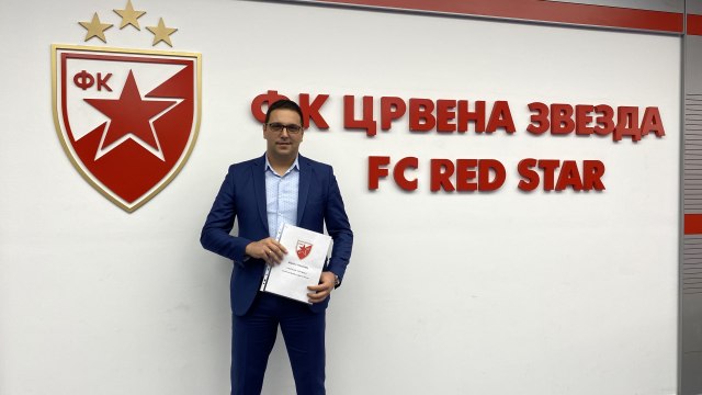 Aleksandar Vučić na čelu Crvene zvezde