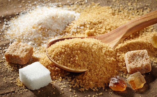 Naučnici razotkrivaju mitove: Da li je smeđi šećer zdraviji od belog? VIDEO