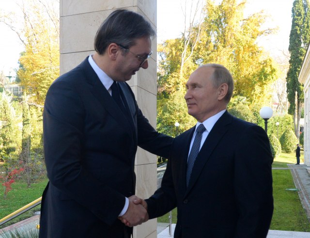 Šta su jedan drugom poklonili Putin i Vučić FOTO
