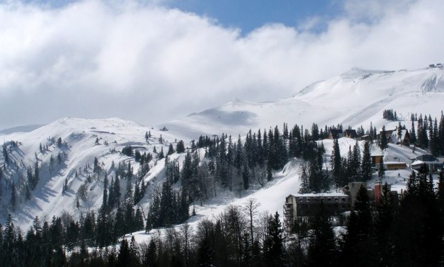 Jahorina spremna za skijaše, a za vikend stiže i Brajan Feri