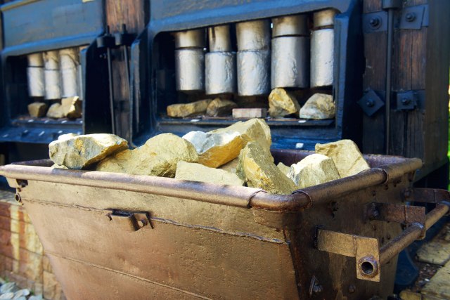 Tone zlata leže u otpadu: Kod Bora otkrili blago vredno 720 miliona dolara