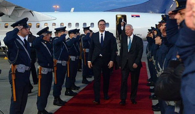 Vučić doputovao u Atinu, u utorak sa predsednikom Grčke VIDEO/FOTO