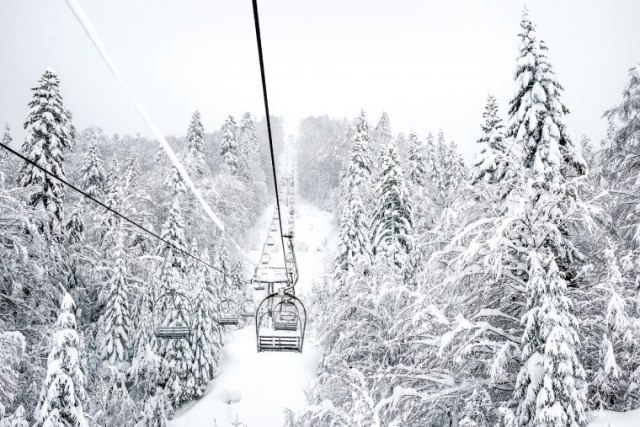 Počinje skijališna sezona i na Staroj planini, prvi dan besplatno!