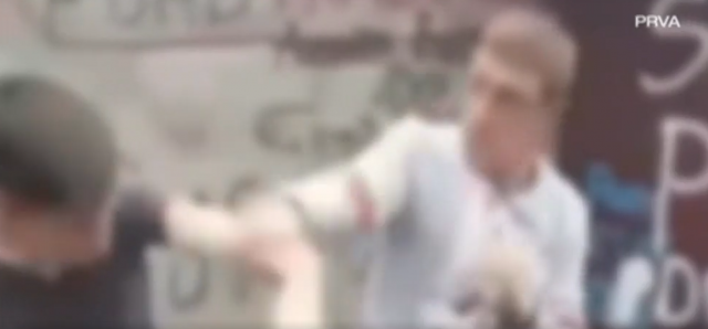 Zabrinjavajuæe: Osnovci organizuju tuèe i naplaæuju gledanje snimaka 50 dinara VIDEO