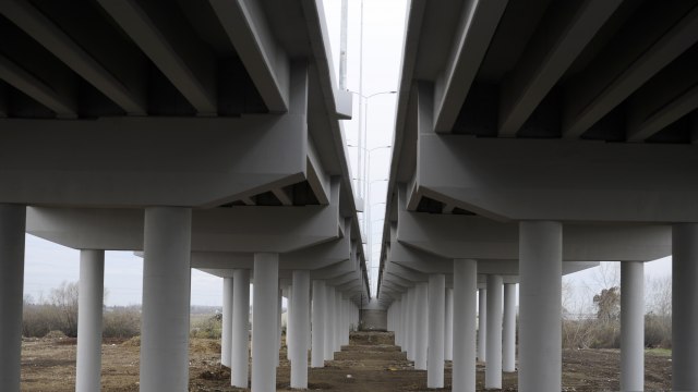 Ovako su tekli radovi na izgradnji mosta koji spaja Surčin i Obrenovac VIDEO