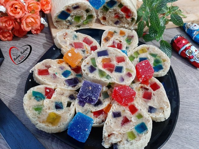 Posni rolat sa žele bombonama