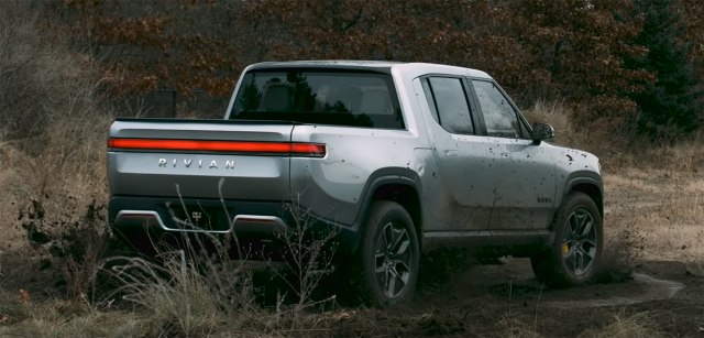 Električni kamionet koji manevriše kao tenk VIDEO