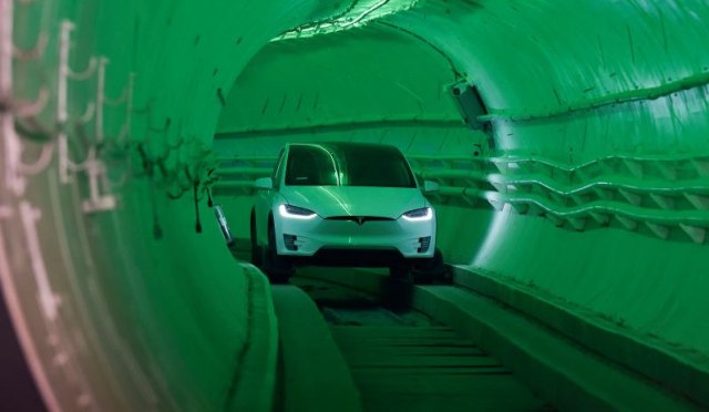 Ilon Mask planira tunele za elektriène automobile