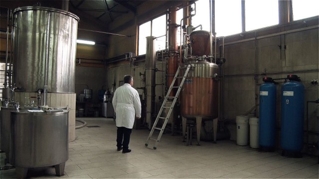 Prvi srpski konjak od šljiva: "Kralj" u klasi èuvenog francuskog piæa