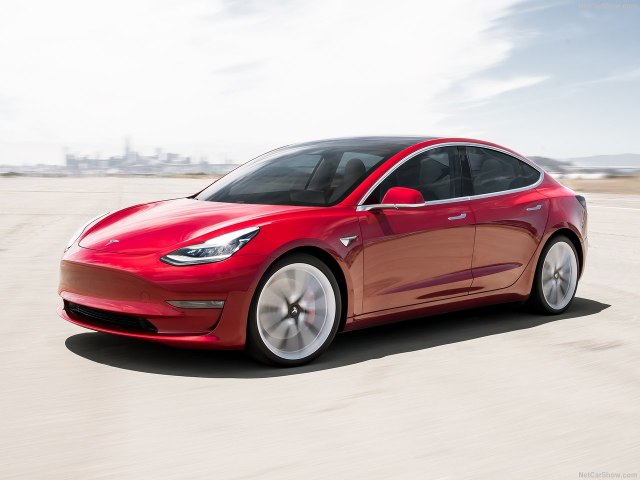 Tesla snizio cene Modela 3 u Kini - do kraja 2020. svi delovi æe se praviti u toj zemlji