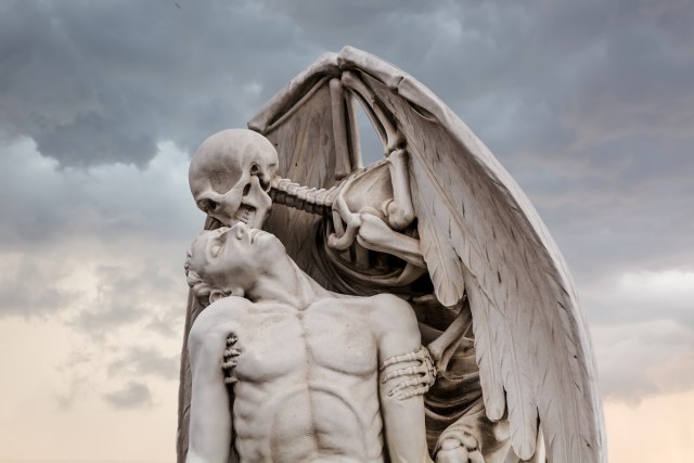 Putovanje grobljima: Morbidnost ili postoji smisao? FOTO