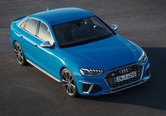 Elegantniji, jednako snažan, a jeftiniji – Audi osvežio S4 FOTO