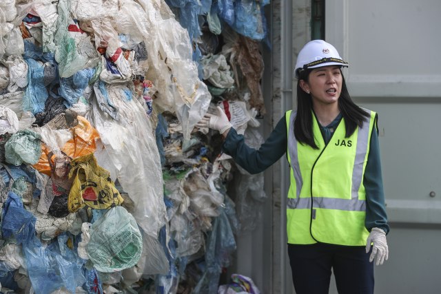 "Nismo vaša deponija": Vratili 3.737 tona otpada bogatim zemljama o njihovom trošku