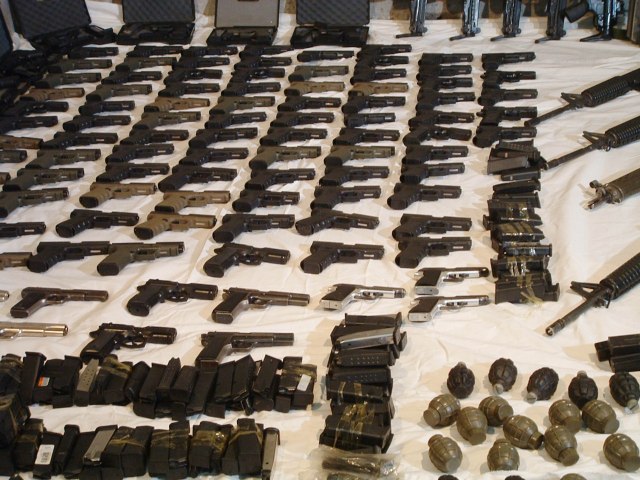 Policija prodaje oružje: U ponudi duge i kratke cevi