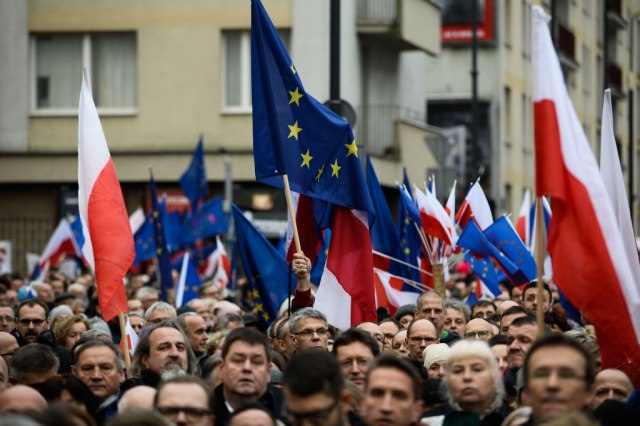 Poljska optužuje EU za dvostruke standarde