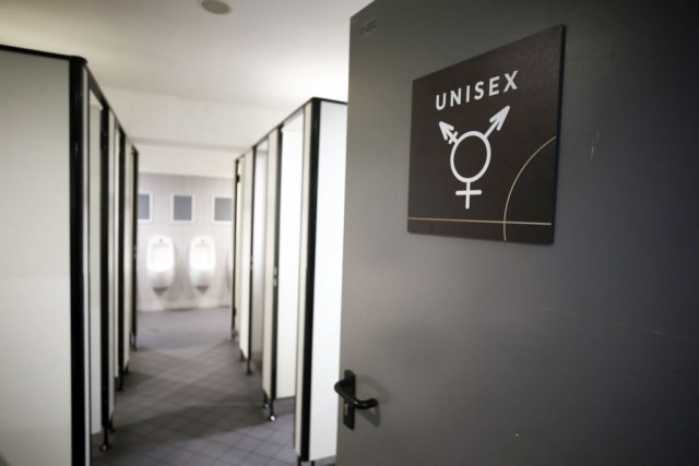 Uniseks toaleti u Sloveniji izazvali polemike: "Agresivna manjina nameæe svoje poglede"