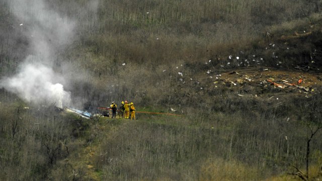 Prvi snimci sa mesta nesreæe: Helikopter Kobija Brajanta se zapalio, pa pao u Kalabasasu FOTO/VIDEO
