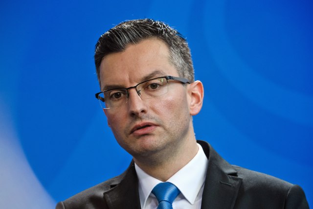 Slovenaèki premijer podnosi ostavku i traži izbore