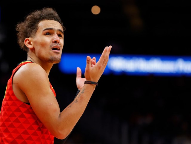 Trej Jang držao "predavanje" Simonsu, Reptorsi u naletu VIDEO