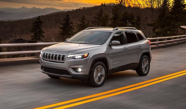 Jeep privremeno obustavlja proizvodnju modela Cherokee