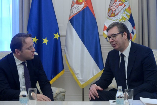 EU Commissioner Olivér Várhelyi for the first time in Belgrade, met with Vucic PHOTO