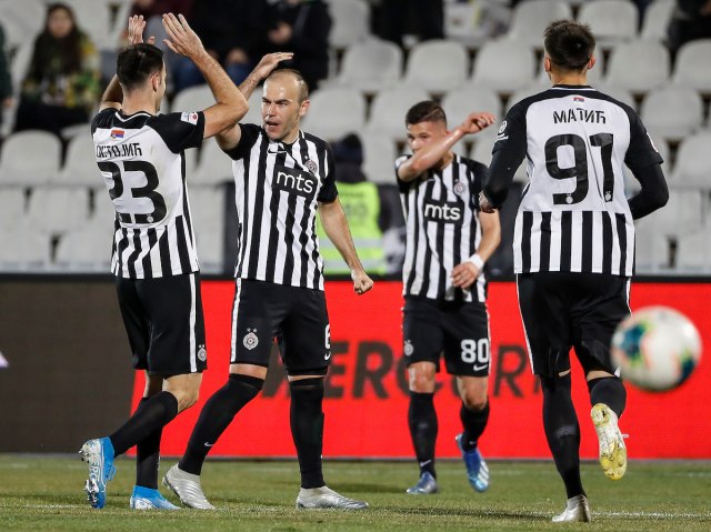 Tri gola iz tri prekida – Partizan lako pobedio Radnik
