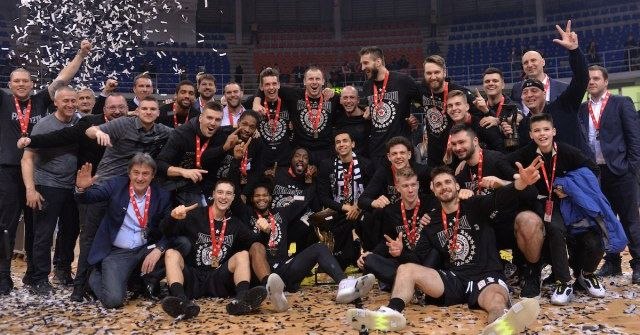 Epsko finale – Partizan posle produžetka pobedio Zvezdu i osvojio Kup!