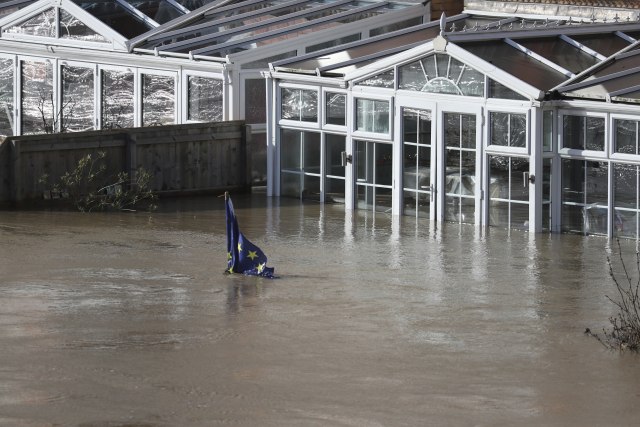 Izdat najveći broj upozorenja ikad: Bežite, stižu poplave opasne po život