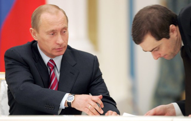 Putin otpustio Surkova, nova "desna ruka" Kozak