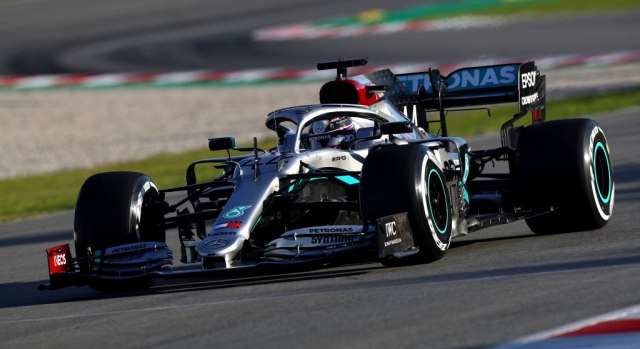 Hamilton najbrži prvog dana testiranja u Španiji
