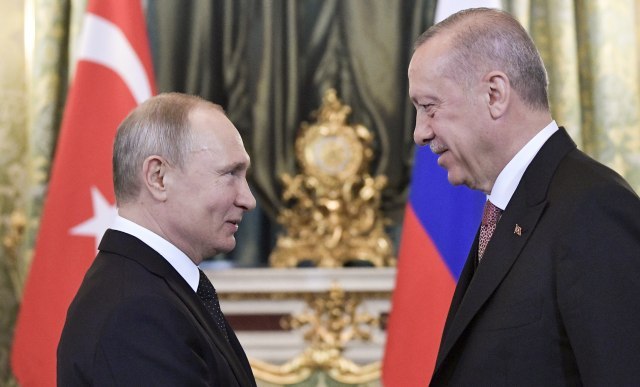 Erdogan Putinu: Ovo se mora obuzdati