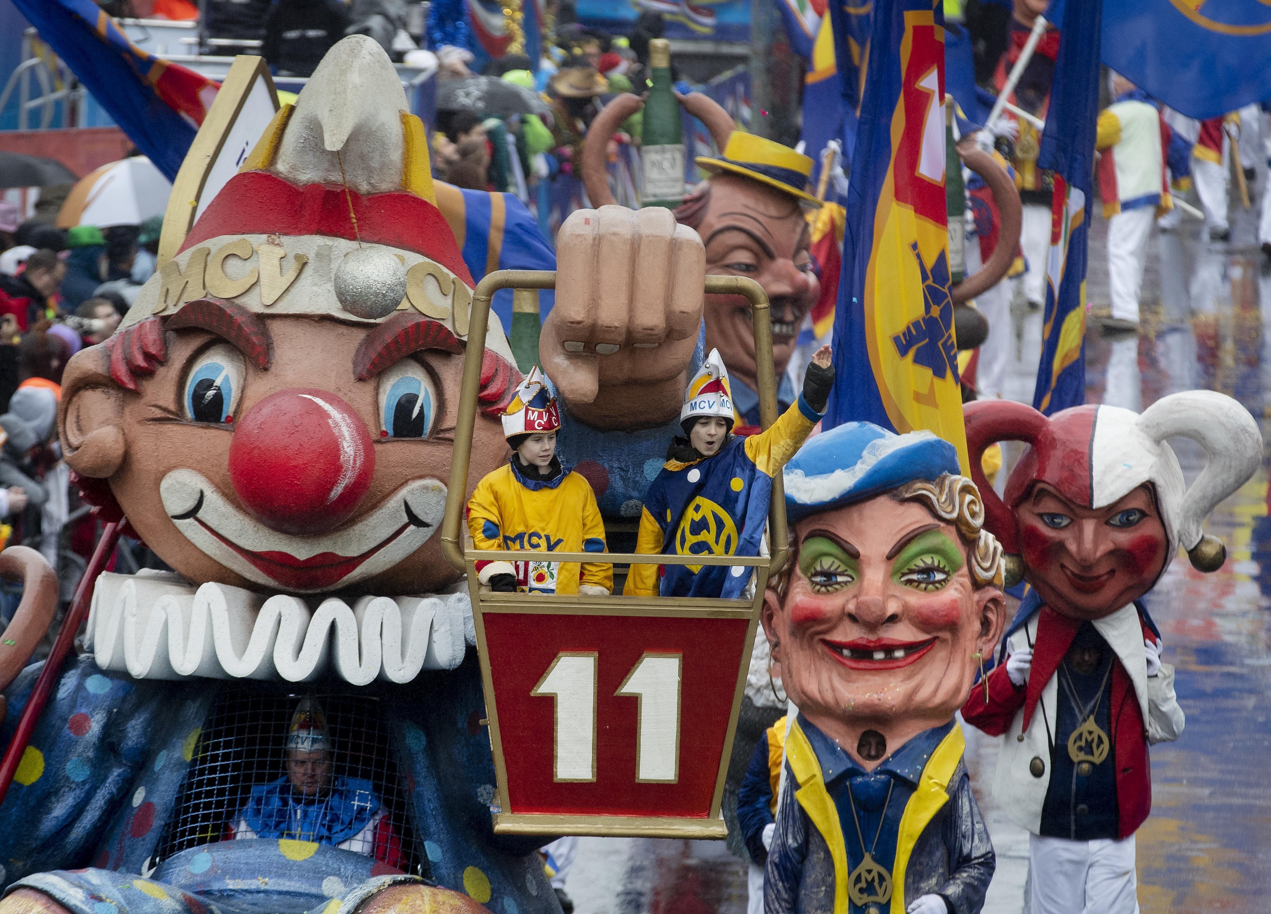 фашинг карнавал в германии. карнавал fastnacht германия. Karneval in deutschland. Weiberfastnacht в германии. баварские карнавалы.