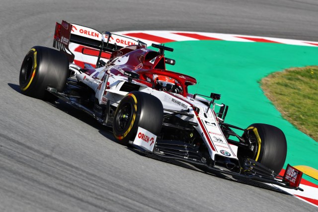 Kubica u Alfa Romeu najbrži na Katalunji na jutarnjim testovima